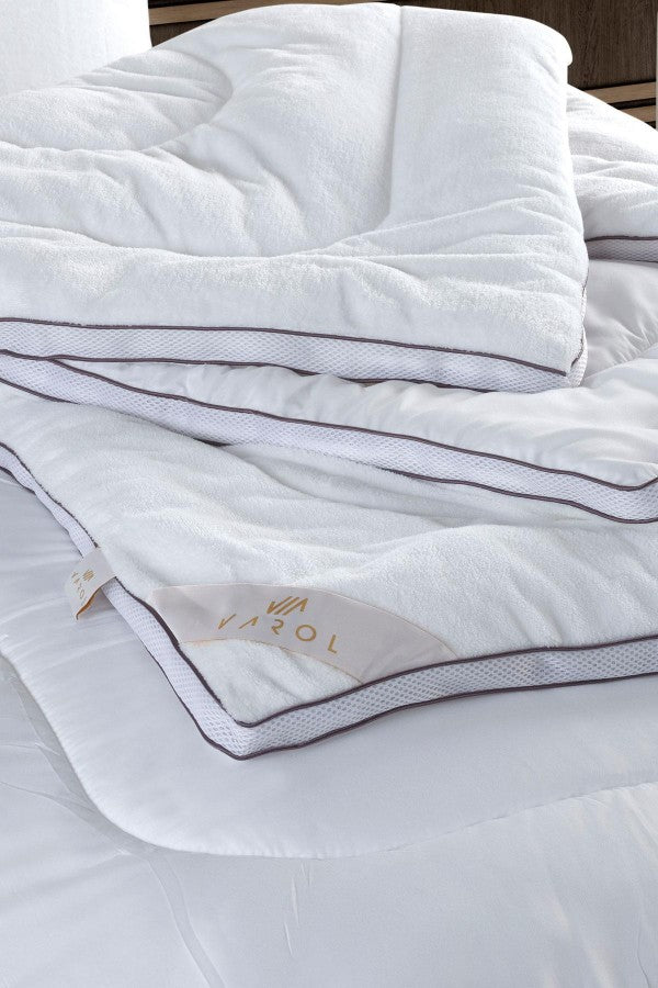 All Season Duvet - Quilt. White, Cotton, Double, Siliconized Fiberfill